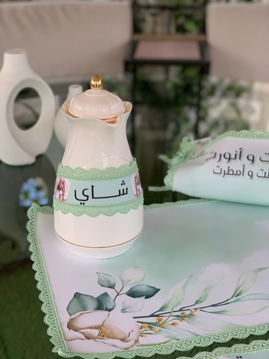 سفرة ضيافة الشاي و القهوة + تلبيسة علبة كلينكس