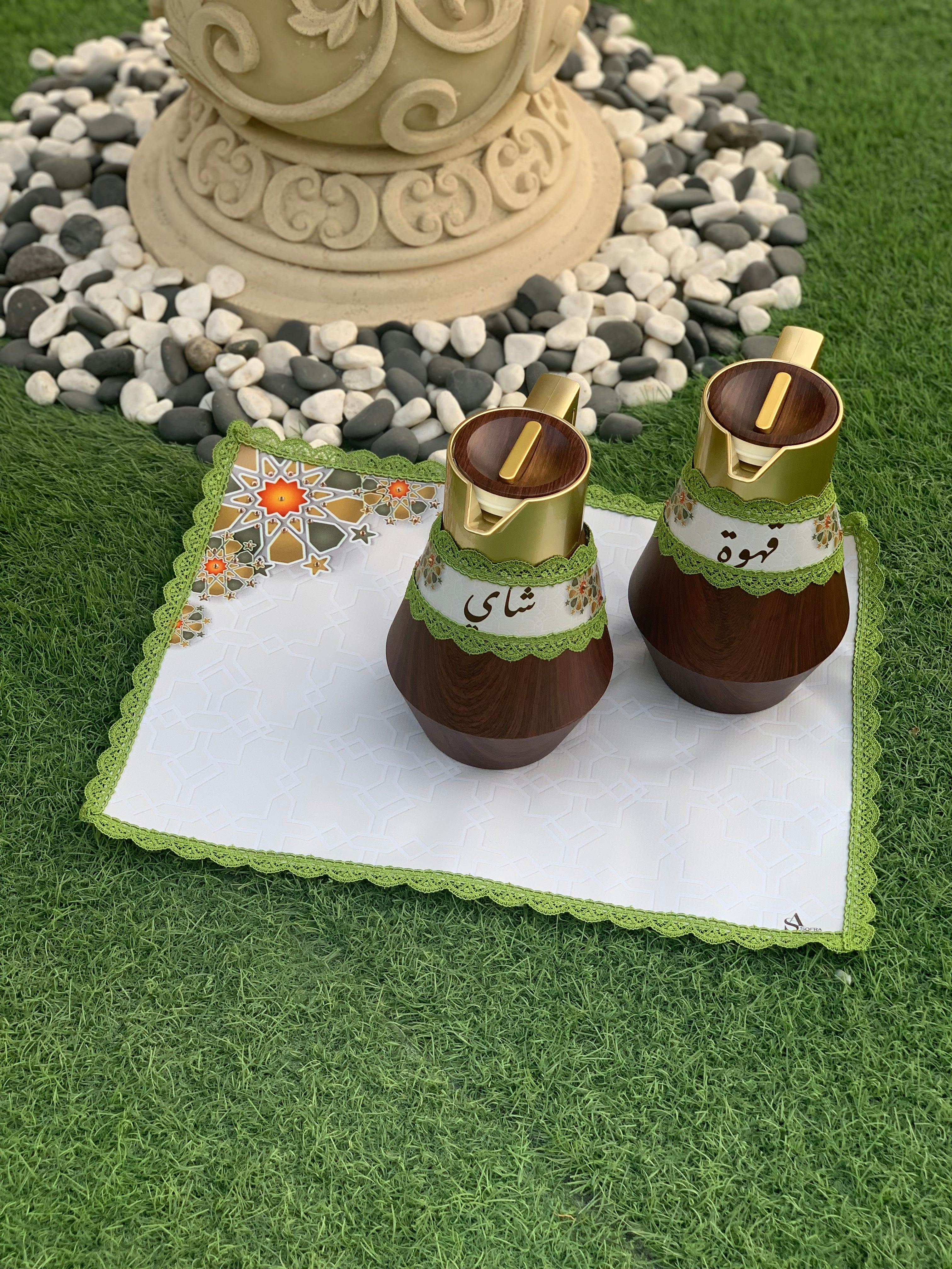 ‏سفرة ضيافة الشاي والقهوة