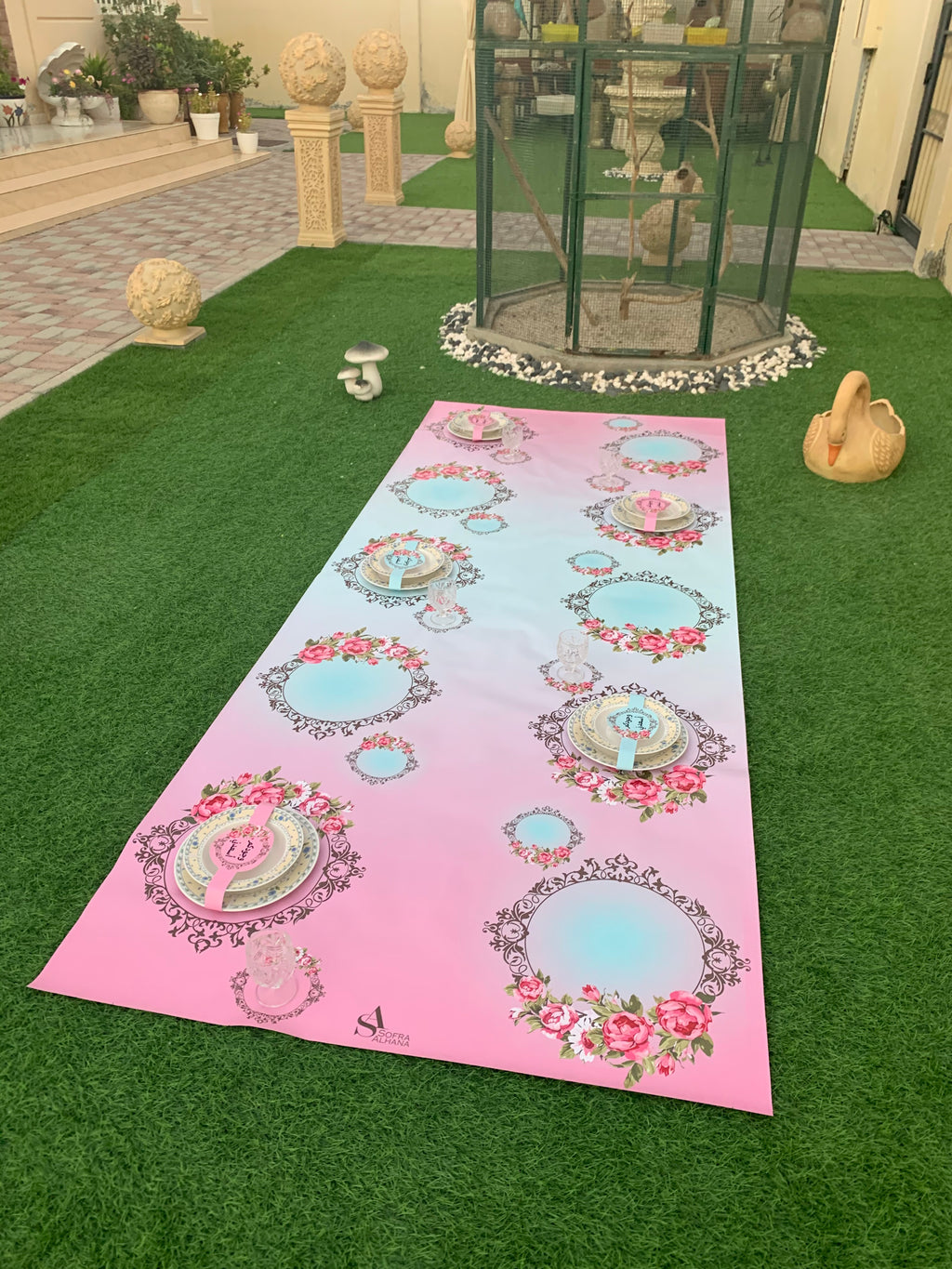 سفرة طعام، بالحجم الكبير