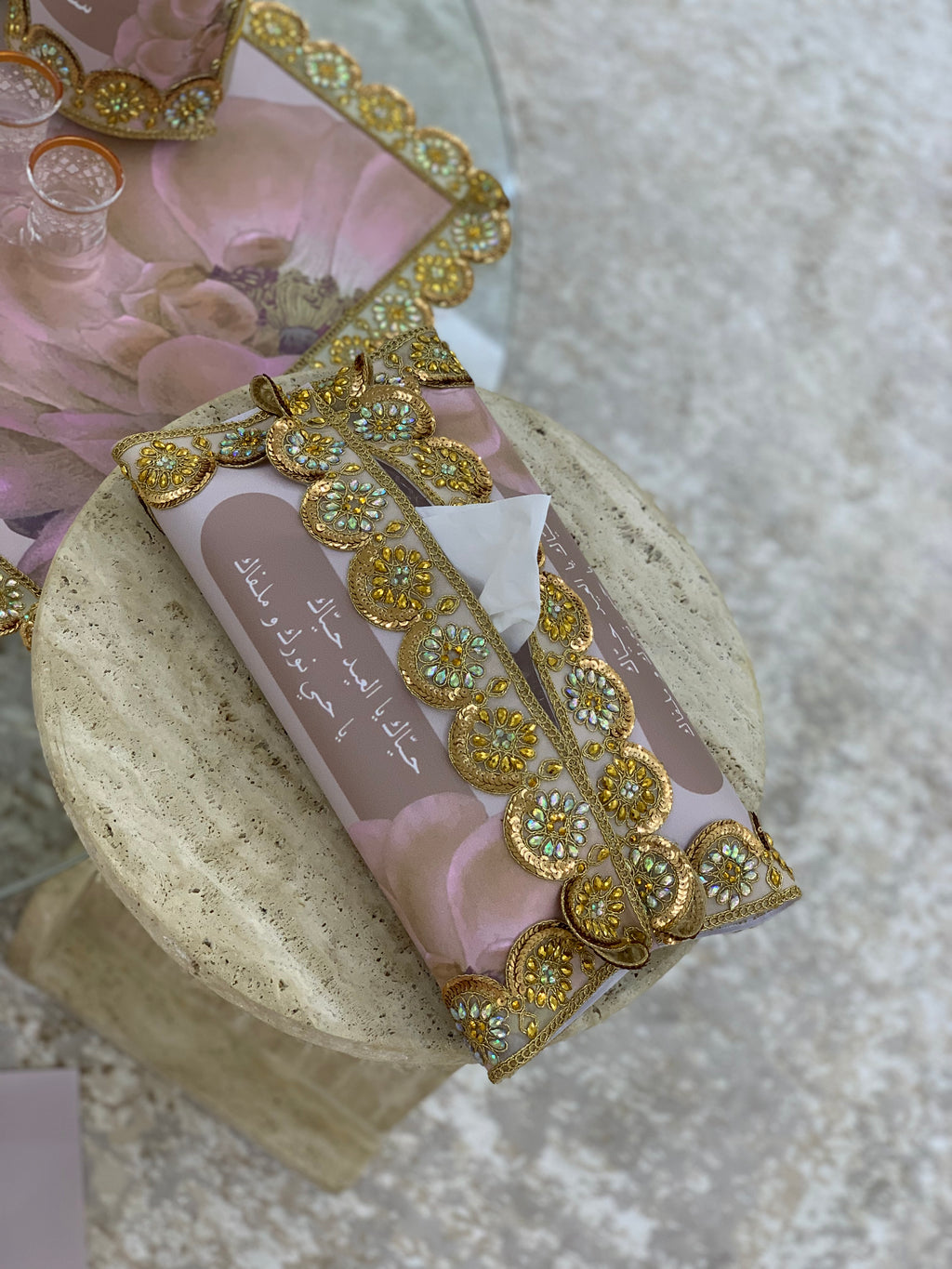 تلبيسة علبة كلينكس